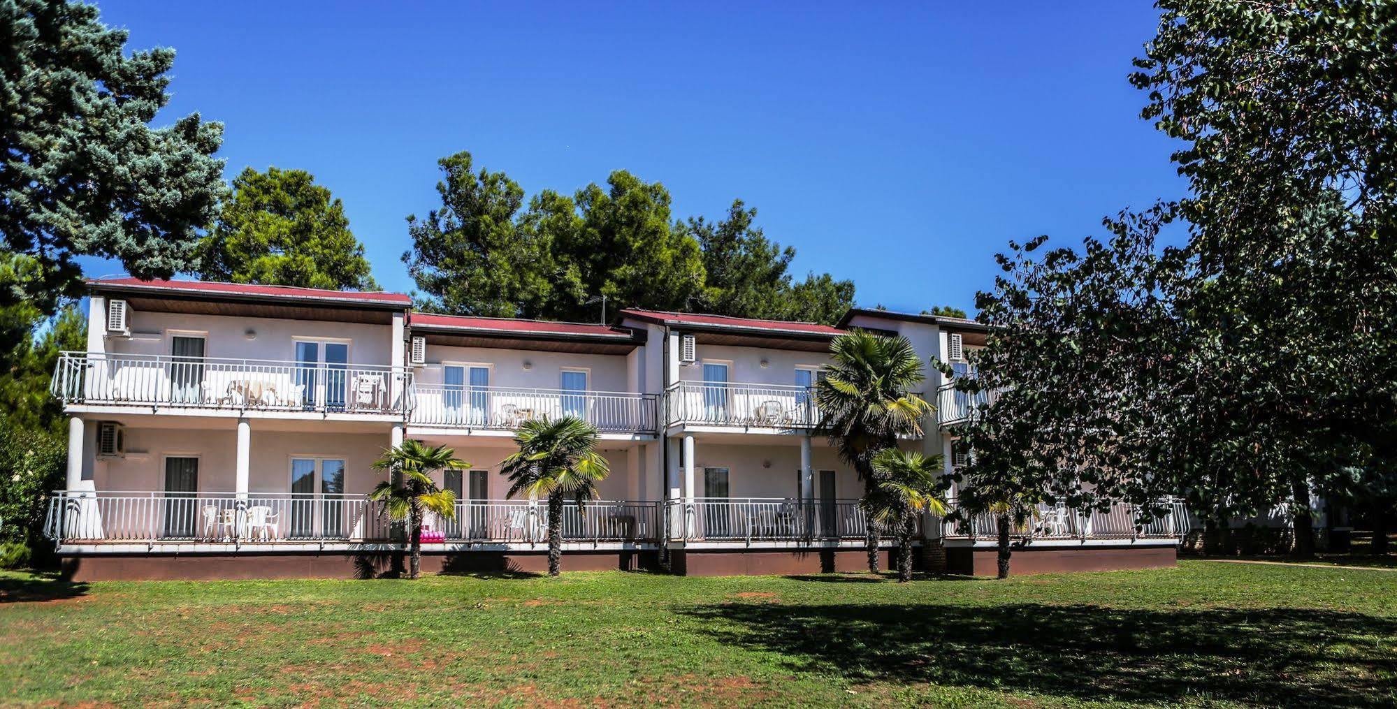 Ai Pini Medulin Resort Luaran gambar